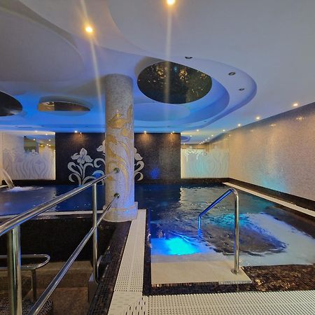 Spa Hotel Iris Karlovy Vary Exterior photo