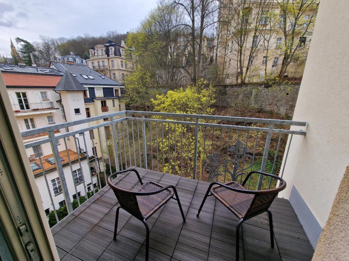 Spa Hotel Iris Karlovy Vary Exterior photo