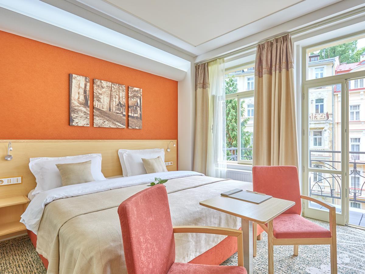 Spa Hotel Iris Karlovy Vary Exterior photo