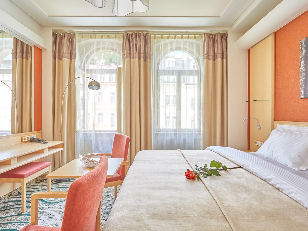 Spa Hotel Iris Karlovy Vary Exterior photo