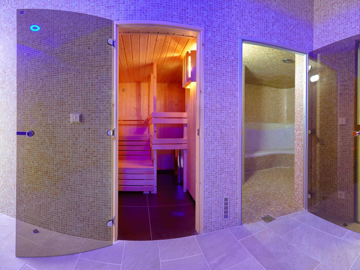 Spa Hotel Iris Karlovy Vary Exterior photo